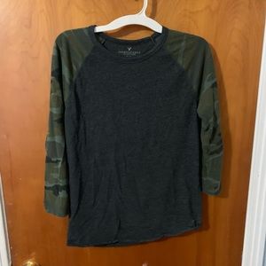 American Eagle Outfitters Men’s Camo Baseball Tee